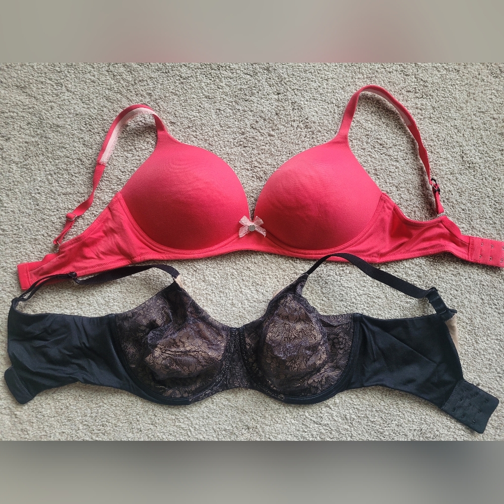 2 bras size 36D: VS & modern movement